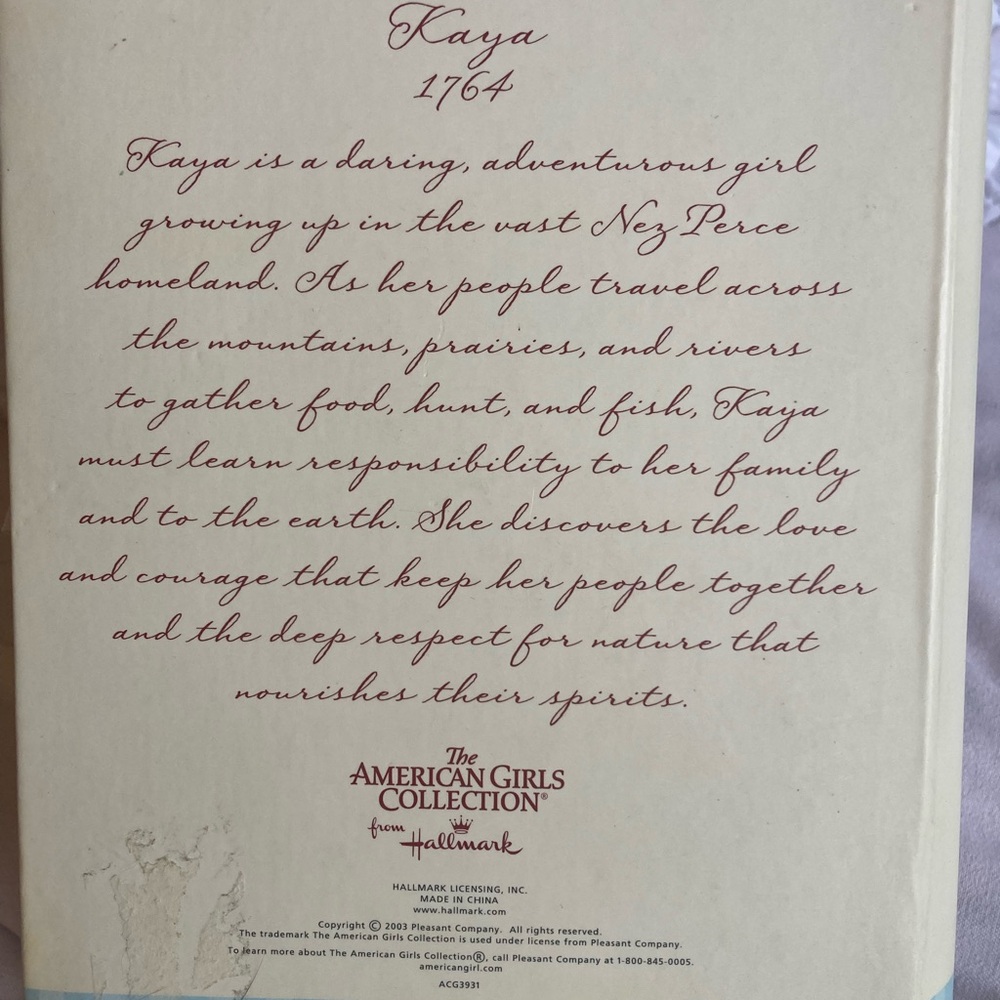 Hallmark American Girls Collection Kaya Book - Picture 2 of 8
